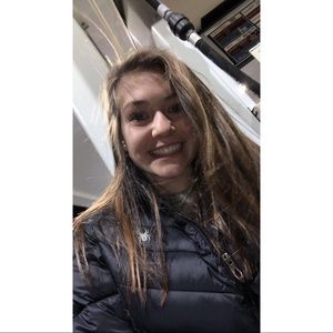 Meet your Posher, Molly